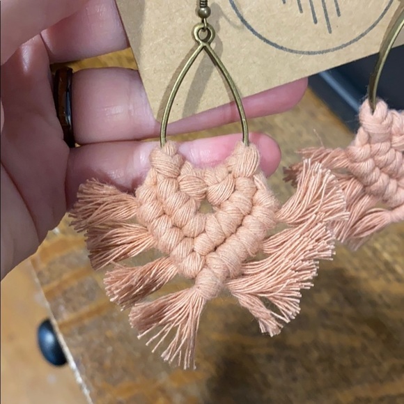 New! Handmade Pink Macrame earrings - Picture 2 of 4